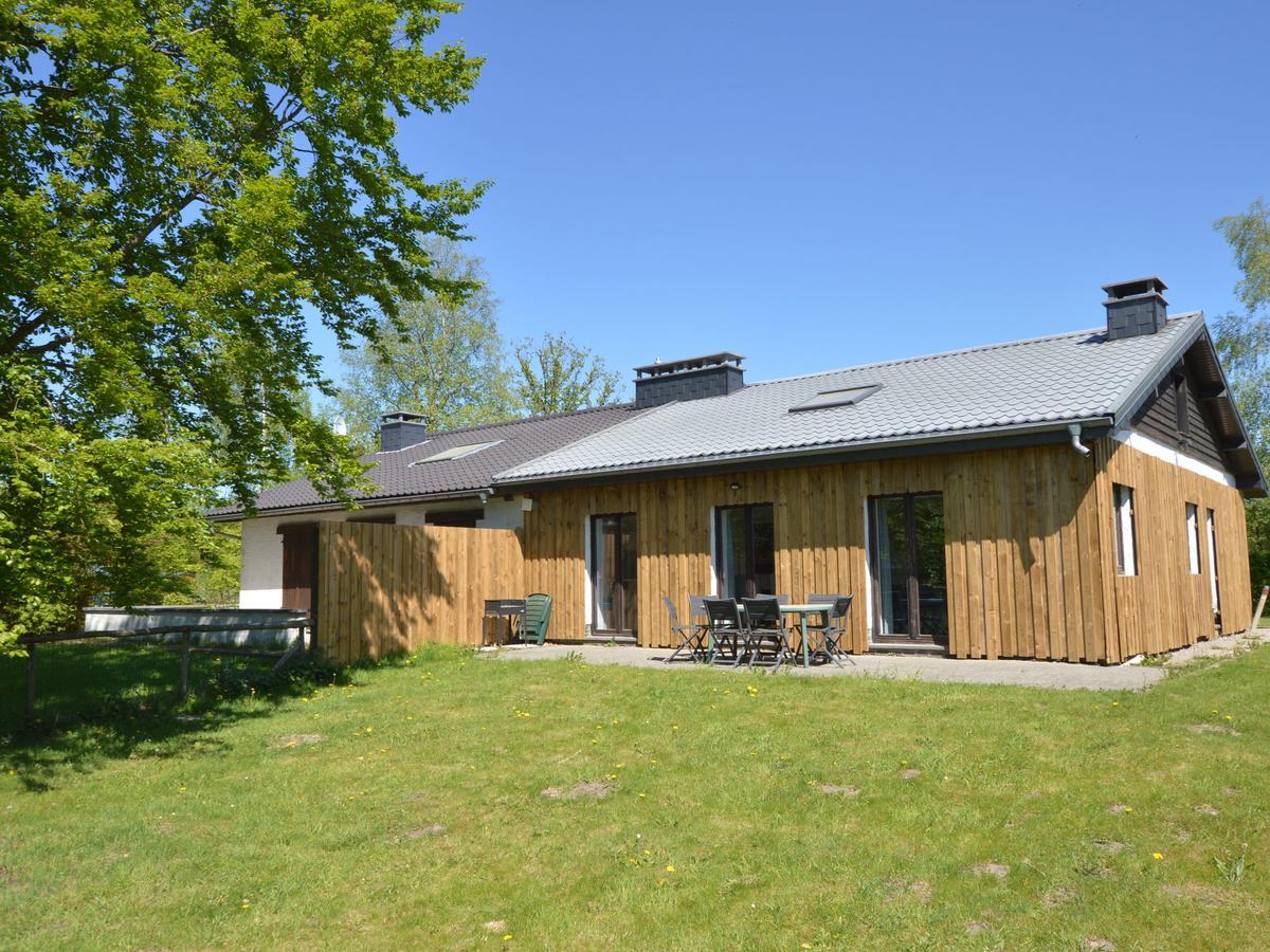 Quaint Cottage In Mont Near High Fens Nature Park มัลเมอดี ภายนอก รูปภาพ
